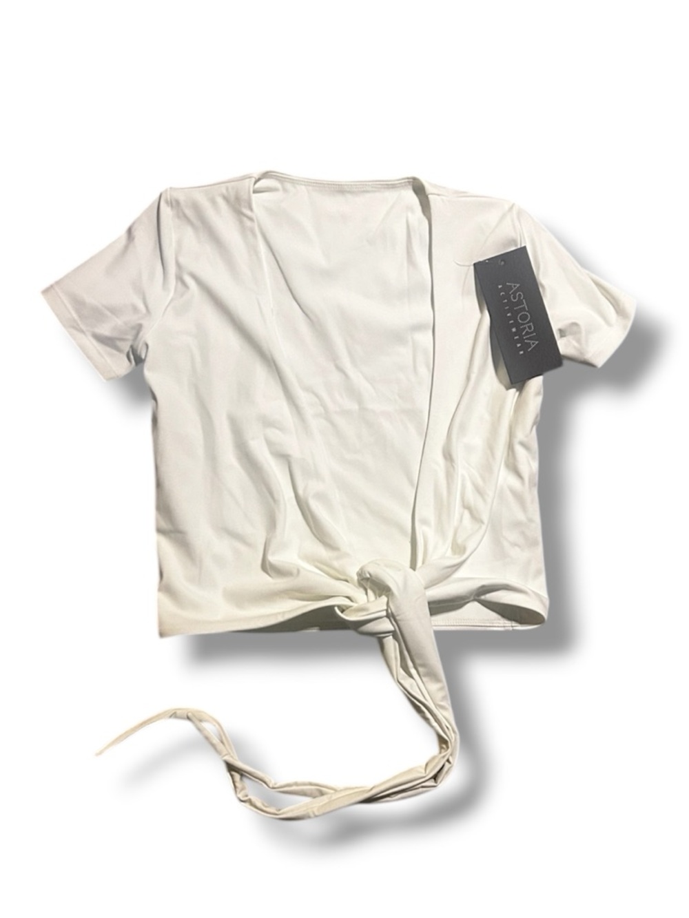 Astoria live luxe wrap quarter sleeve crop top white - Picture 6 of 8